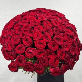 Букет из 101 красной розы